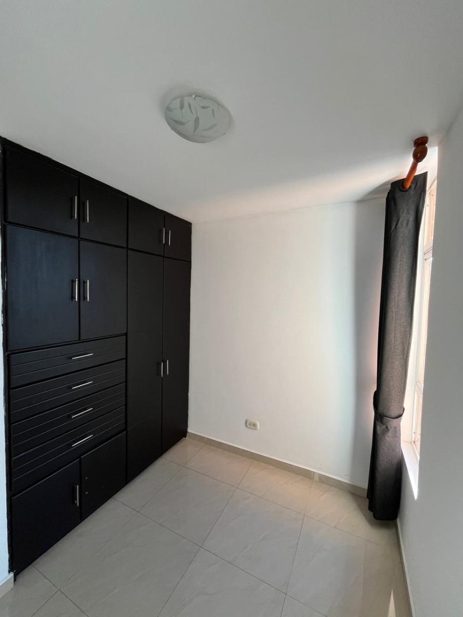 Cra. 93d #6-30, Bogotá, Colombia 4